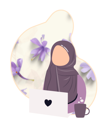 femme en violet devant un ordinateur