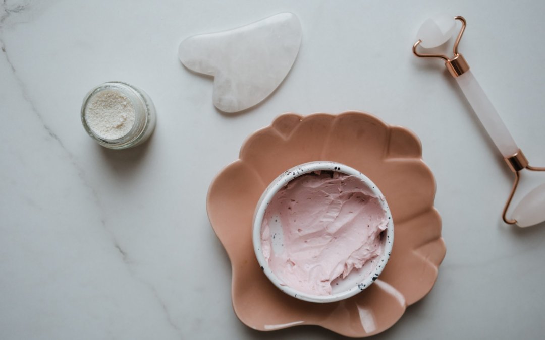 LA NATUROPATHIE ET LES PROBLÈMES DE PEAU